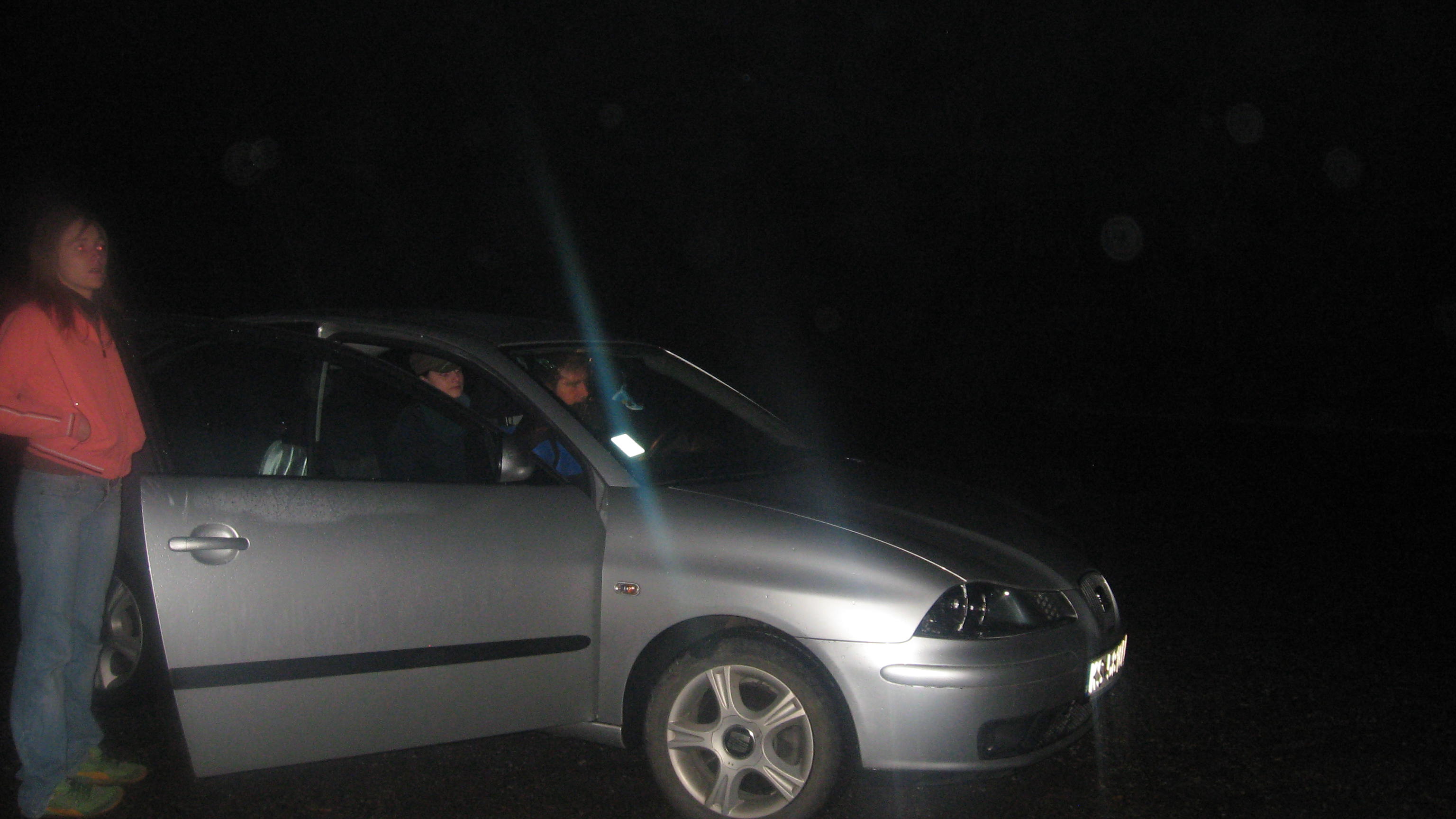 dig auto a my v ňom..